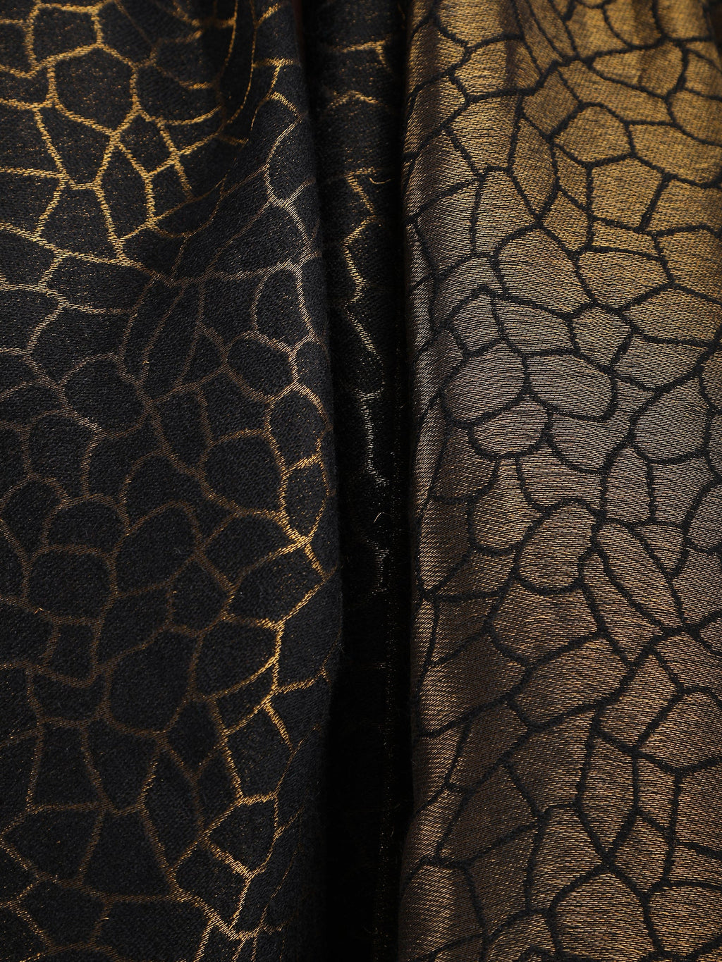 Black Animal Zari Reversible 100% Fine Wool Shawl - 142