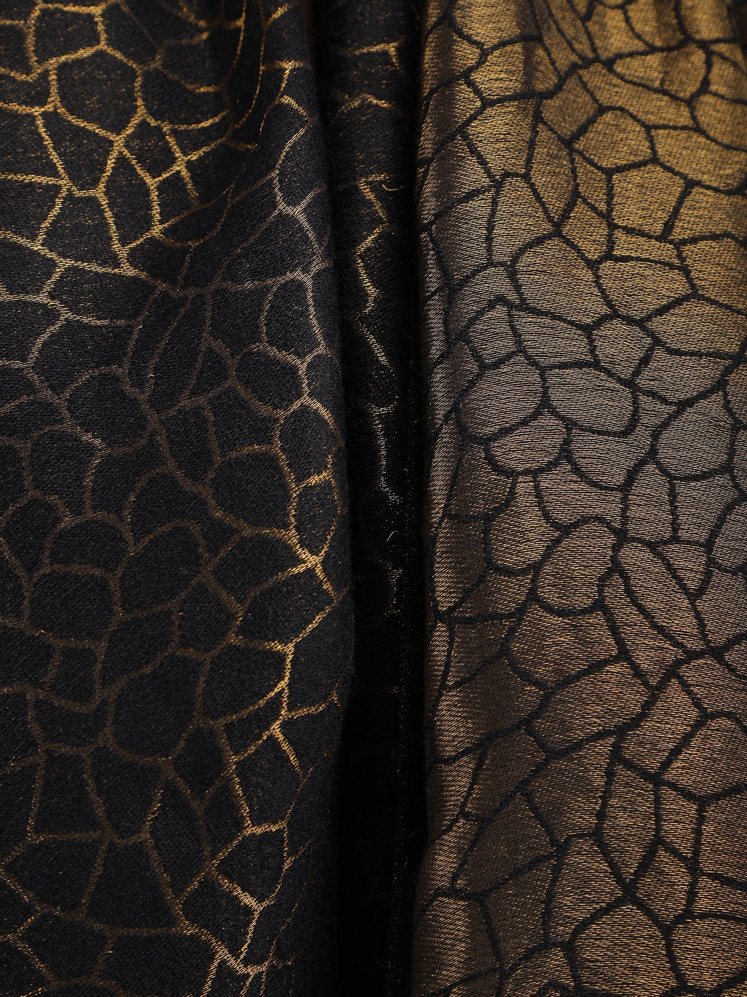 Black Animal Zari Reversible 100% Fine Wool Shawl - 142