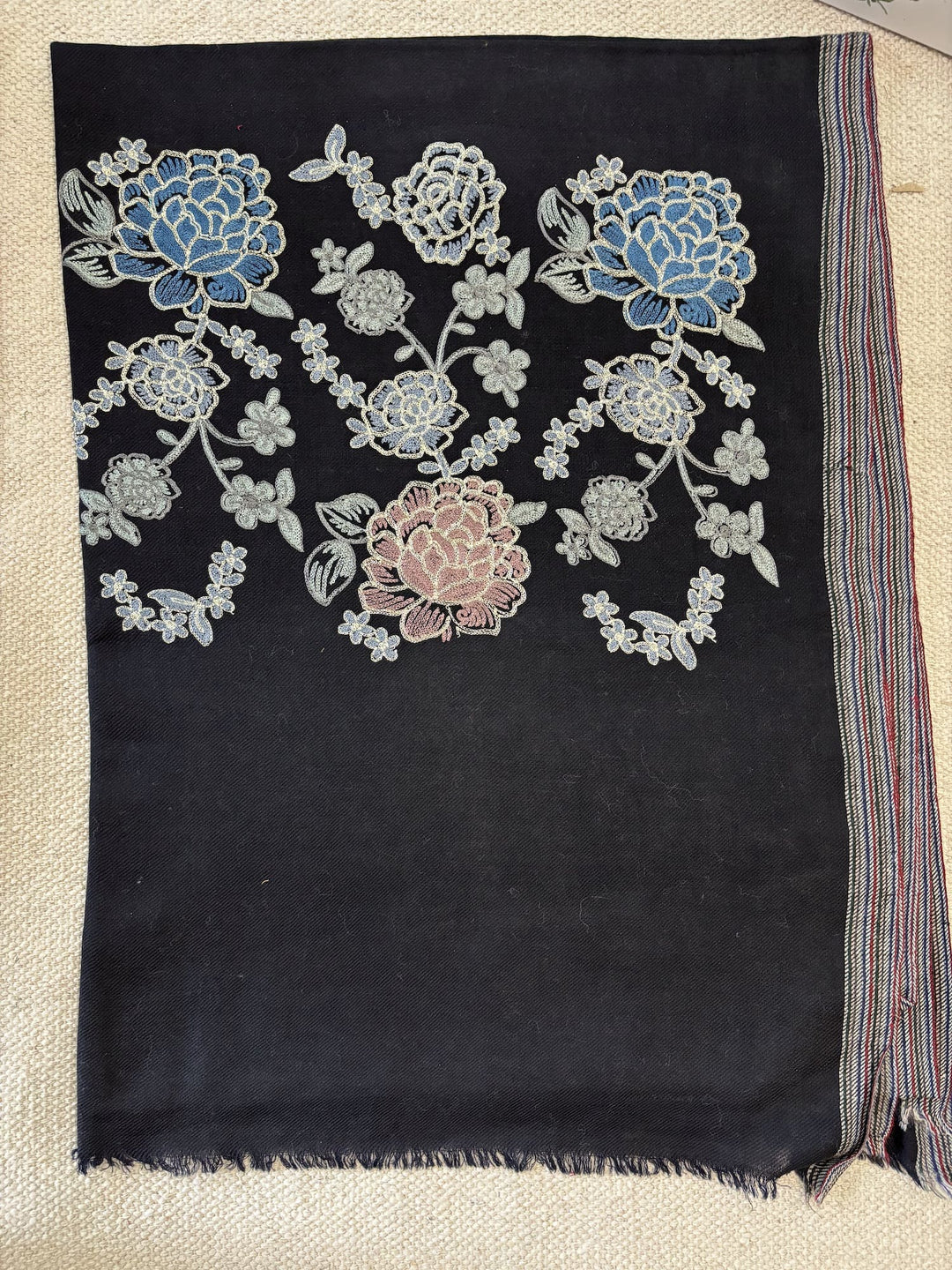 BLACK FLORAL ZARI BORDER 100% FINE WOOL STOLE - 219