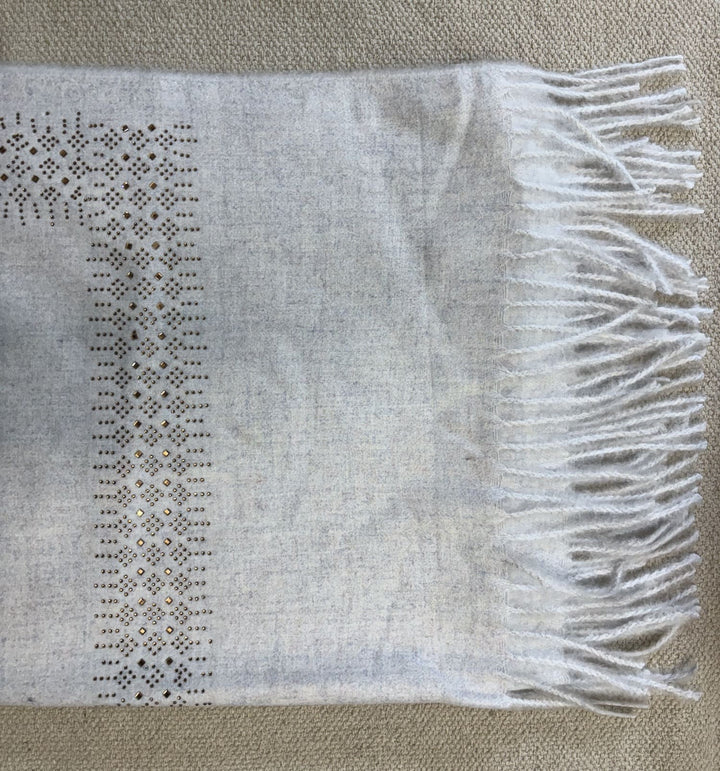 WHITE SNOWFLAKE CRYSTALS MIX WOOL STOLE - 224