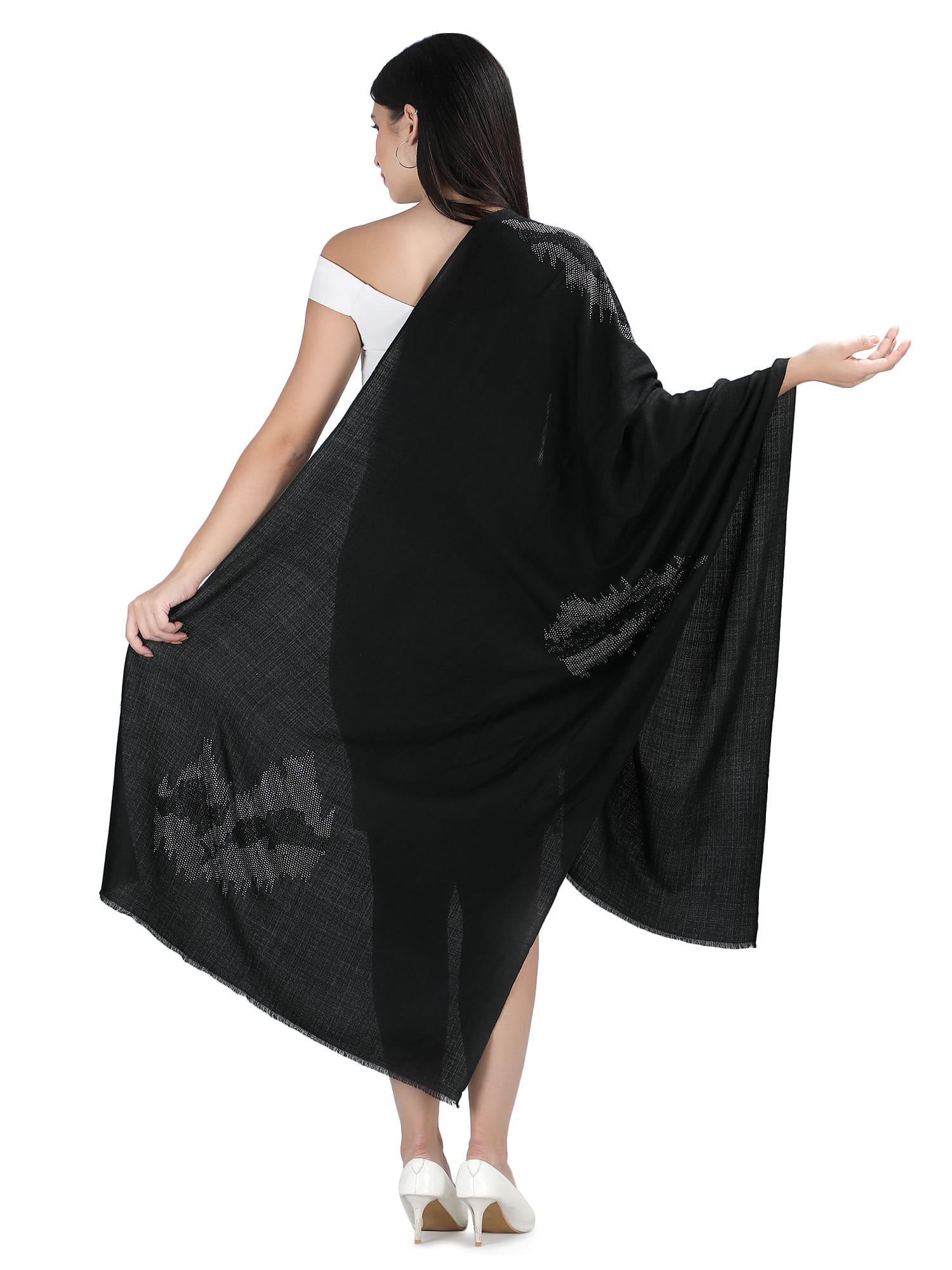 Abstract Crystals 100% Fine Wool - 316 - Black