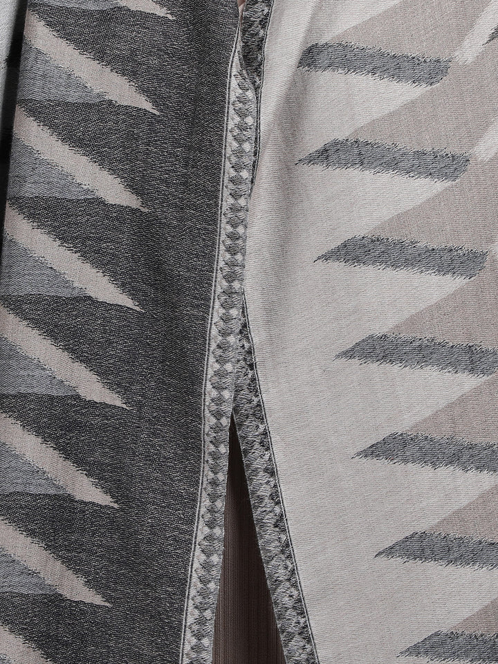 Plain Ikat Weave Stole - Ivory & Grey- 374