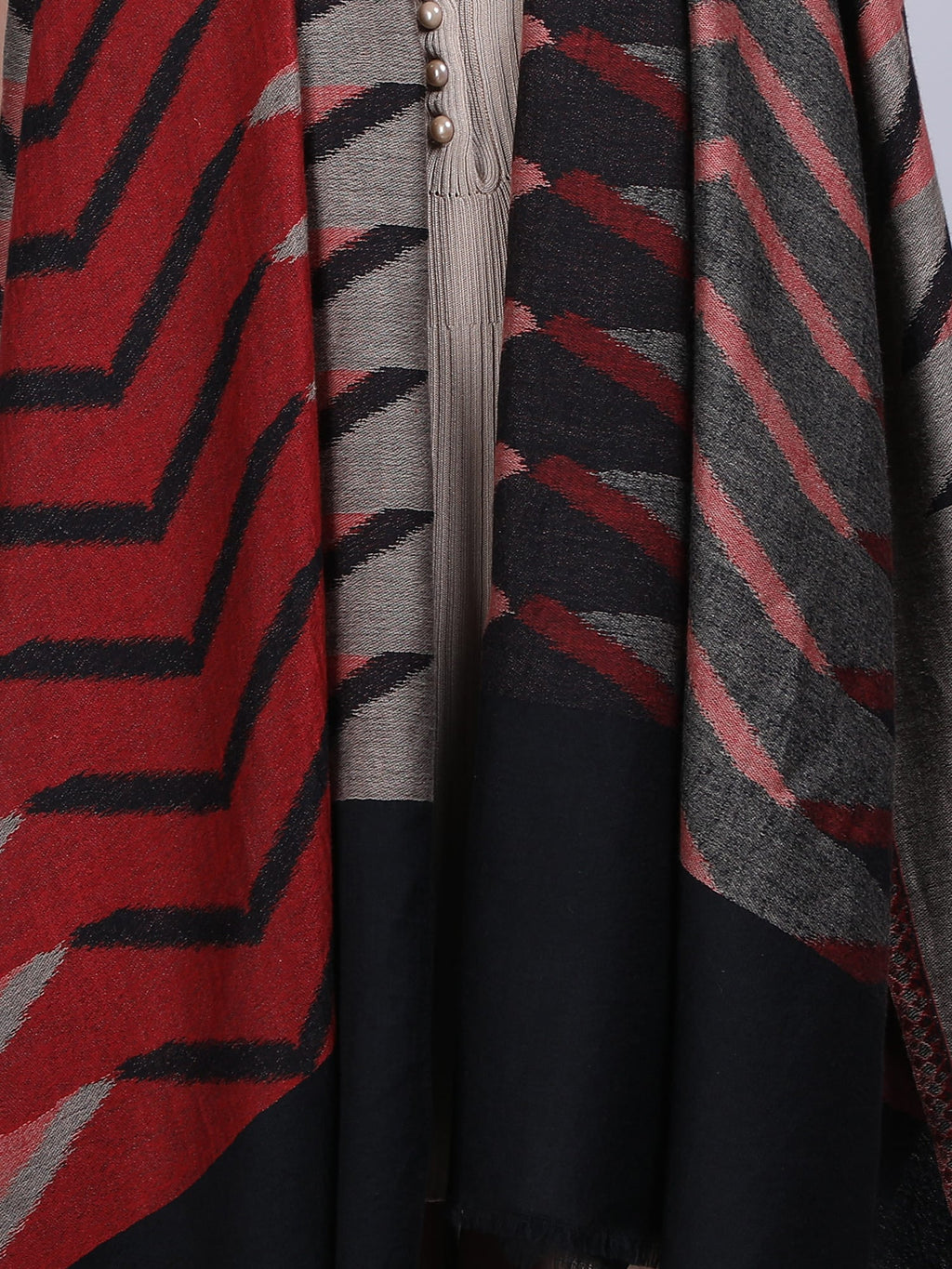 Plain Ikat Weave 100% Fine Wool Stole (Reversible) Stole - Black & Red- 375