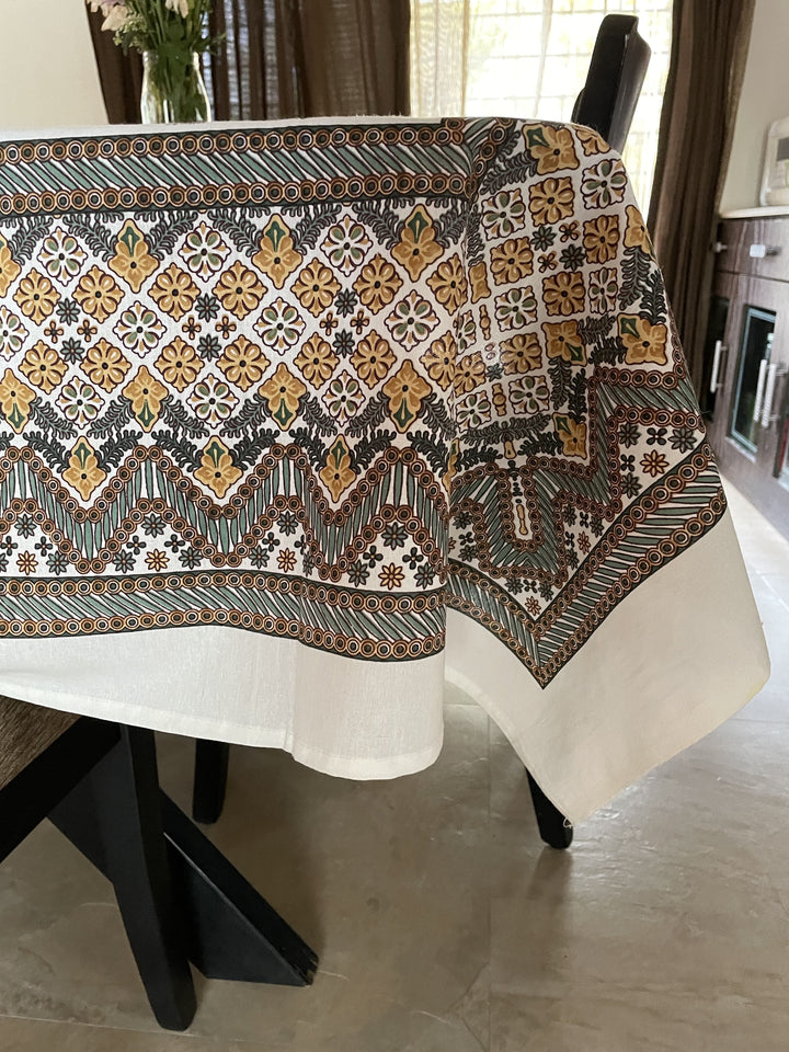 Jaipuri 6 Seater Cotton Table Cover - 8020