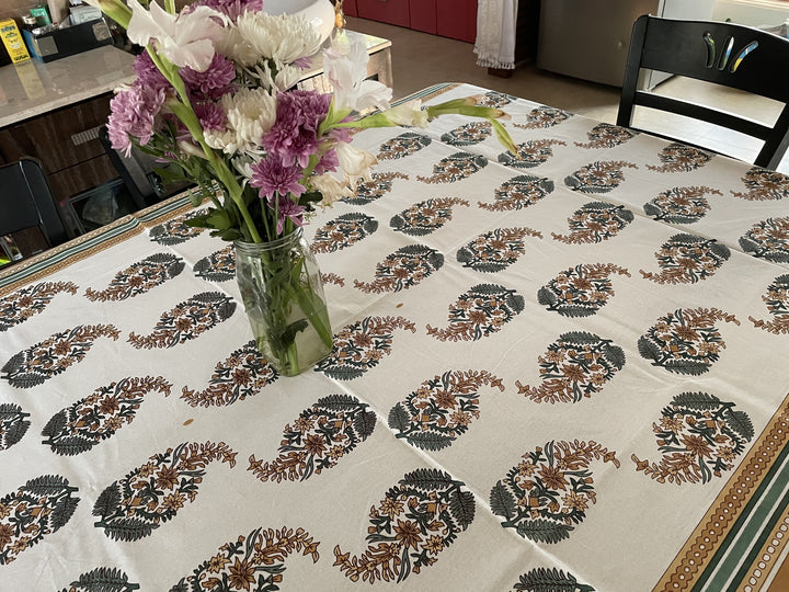 Jaipuri 6 Seater Cotton Table Cover - 8025